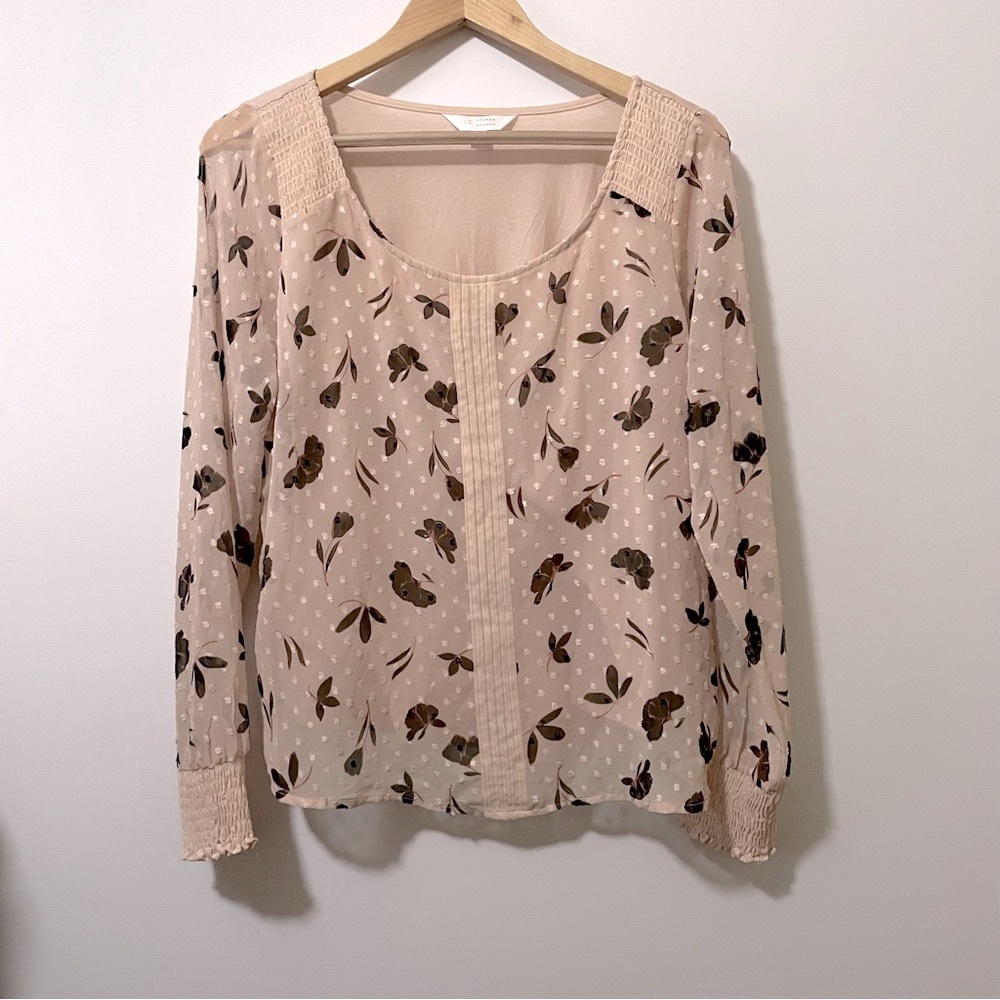 Lauren Conrad blush floral blouse